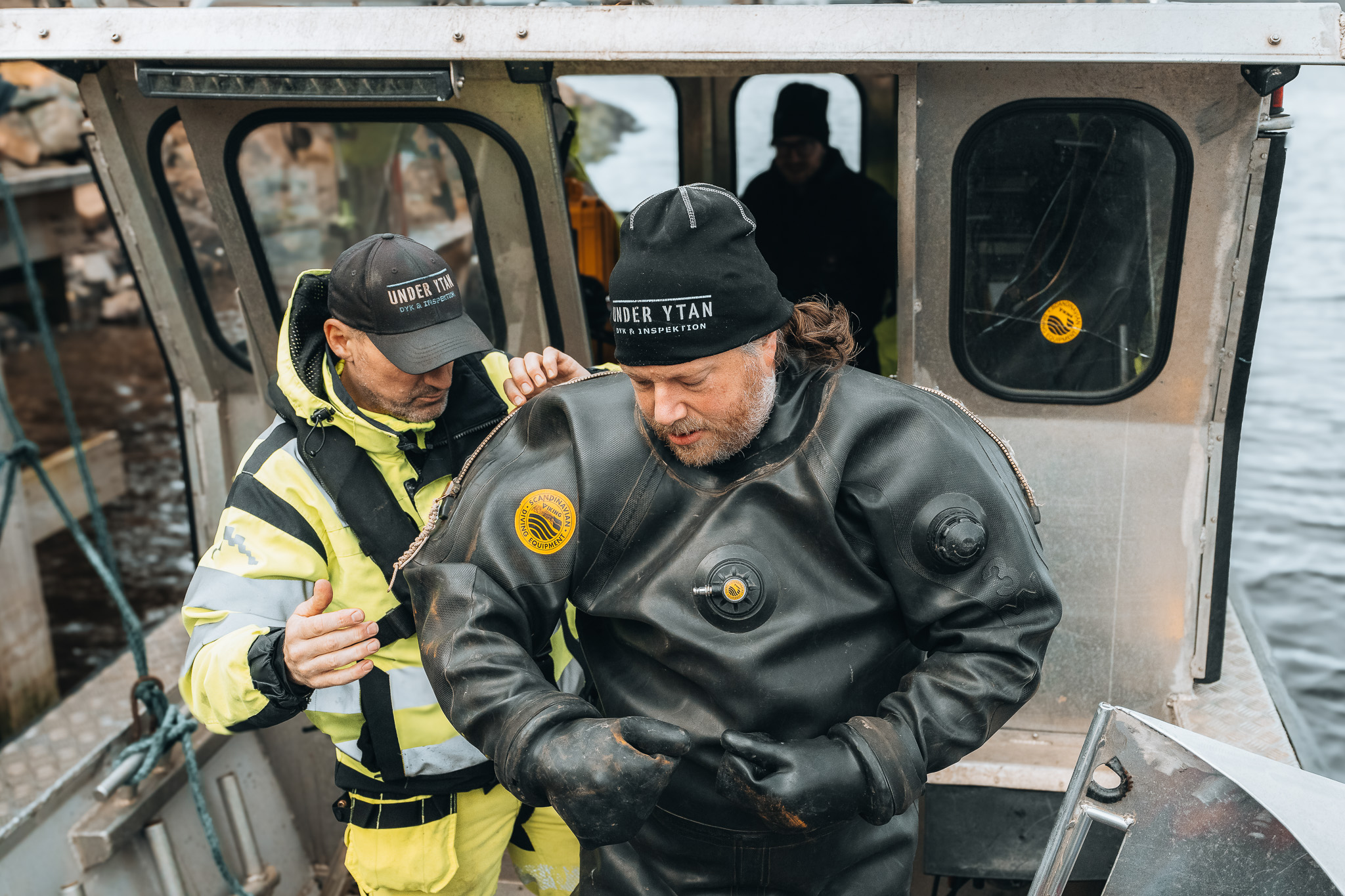 Jobba hos oss som yrkesdykare, broinspektör eller anläggare